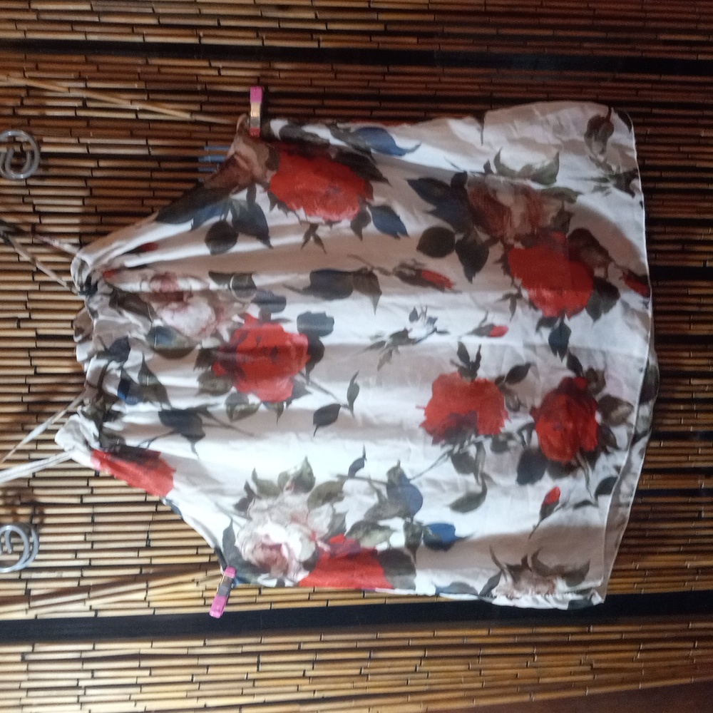 Sleeveless blouse